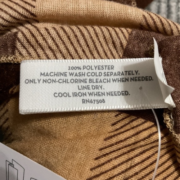 Jenni Buffalo Check Light & Dark Brown Jersey Wrap Scarf. NWT - Picture 4 of 5